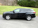 Used 2023 Toyota Highlander FWD image 6