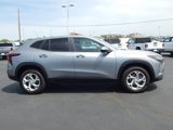 Used 2024 Chevrolet Trax LS w/ LS Convenience Package image 2