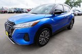Used 2022 Nissan Kicks SV image 3