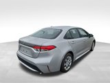 Used 2022 Toyota Corolla LE image 5