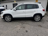Used 2015 Volkswagen Tiguan SEL image 3