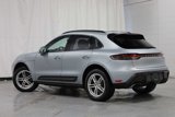 Used 2024 Porsche Macan image 3