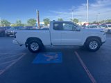 New 2024 Nissan Frontier SV image 4