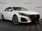 Used 2023 Nissan Altima 2.5 SL image 2