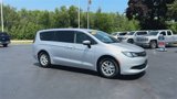 Used 2022 Chrysler Voyager LX image 2