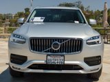 Used 2020 Volvo XC90 T6 Momentum image 2