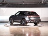 Used 2025 Porsche Macan Turbo image 3