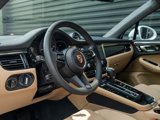 Used 2025 Porsche Macan image 4