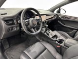 Certified 2025 Porsche Macan image 4