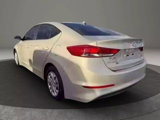 Used 2017 Hyundai Elantra SE image 3