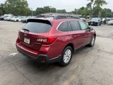 Used 2018 Subaru Outback 2.5i Premium image 3