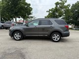 Used 2017 Ford Explorer XLT image 4