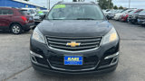 Used 2017 Chevrolet Traverse LT w/ Style and Technology Package image 3