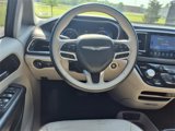 Used 2017 Chrysler Pacifica Limited w/ Tire & Wheel Group image 5