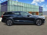 Used 2022 Volvo V60 T5 Cross Country w/ Advanced Package image 2