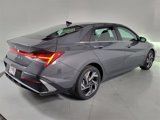 New 2025 Hyundai Elantra SEL image 4