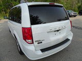 Used 2017 Dodge Grand Caravan SE image 6