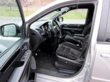 Used 2016 Dodge Grand Caravan SE image 5
