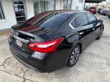 Used 2017 Nissan Altima 2.5 SL image 4