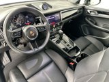 Certified 2024 Porsche Macan image 4