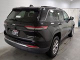 Certified 2022 Jeep Grand Cherokee Limited image 3