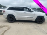 Used 2021 Jeep Grand Cherokee Laredo X image 2