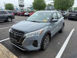Used 2022 Nissan Kicks SV image 3