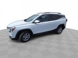 Used 2024 GMC Terrain SLE w/ Driver Convenience Package image 4