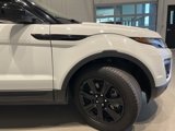 Used 2019 Land Rover Range Rover Evoque SE image 4