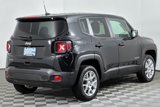 Used 2023 Jeep Renegade Latitude image 4
