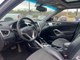 Used 2013 Hyundai Veloster w/ Tech Pkg image 5