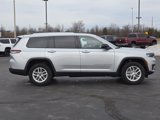 Used 2023 Jeep Grand Cherokee L Laredo image 2