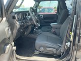 Used 2020 Jeep Gladiator Sport image 3