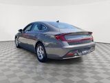 Certified 2022 Hyundai Sonata SE w/ Cargo Package image 4