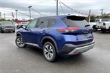 Used 2023 Nissan Rogue SV image 2