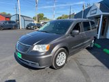 Used 2016 Chrysler Town & Country Touring image 3