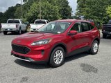 Used 2020 Ford Escape SE image 3