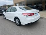 Used 2020 Toyota Camry LE image 2