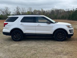 Used 2017 Ford Explorer XLT w/ Equipment Group 202A image 4