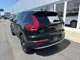 Certified 2025 Volvo XC40 B5 Core image 3