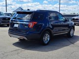 Used 2017 Ford Explorer XLT image 5