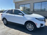 Used 2023 Chevrolet Equinox LT image 2