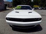 Used 2017 Dodge Challenger SXT image 4