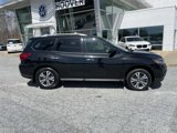Used 2020 Nissan Pathfinder SV image 2