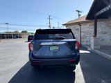 Used 2020 Ford Explorer XLT image 3