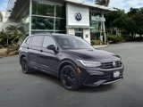 Used 2022 Volkswagen Tiguan SE R-Line image 3