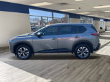 Used 2023 Nissan Rogue SV image 2