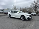 Certified 2022 Volkswagen Jetta SE w/ Panoramic Sunroof Package image 3