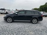 Used 2019 Volkswagen Golf Alltrack S image 2