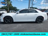 Used 2022 Chrysler 300 Touring L image 2